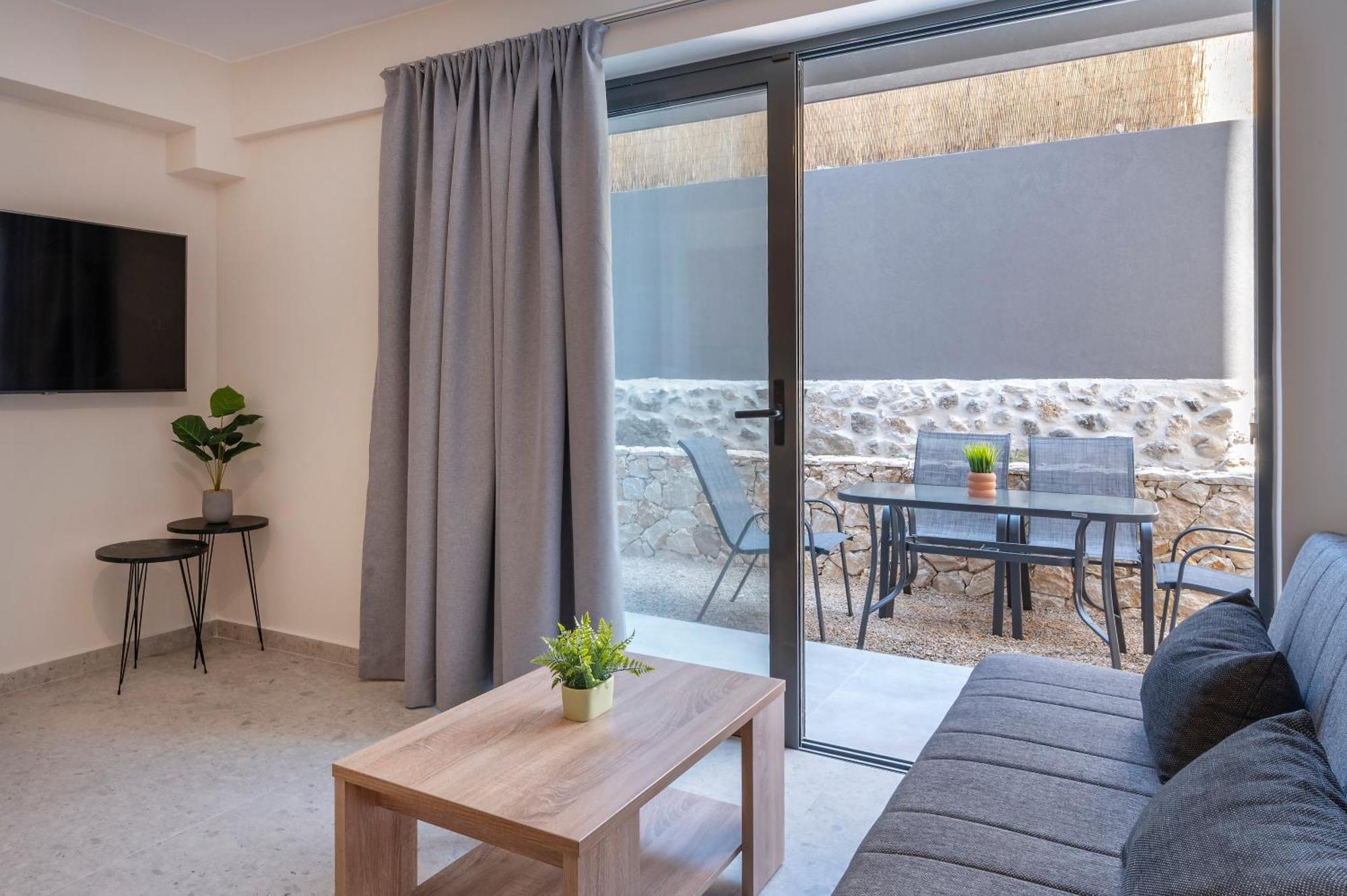 1 Bedroom Koshomes1