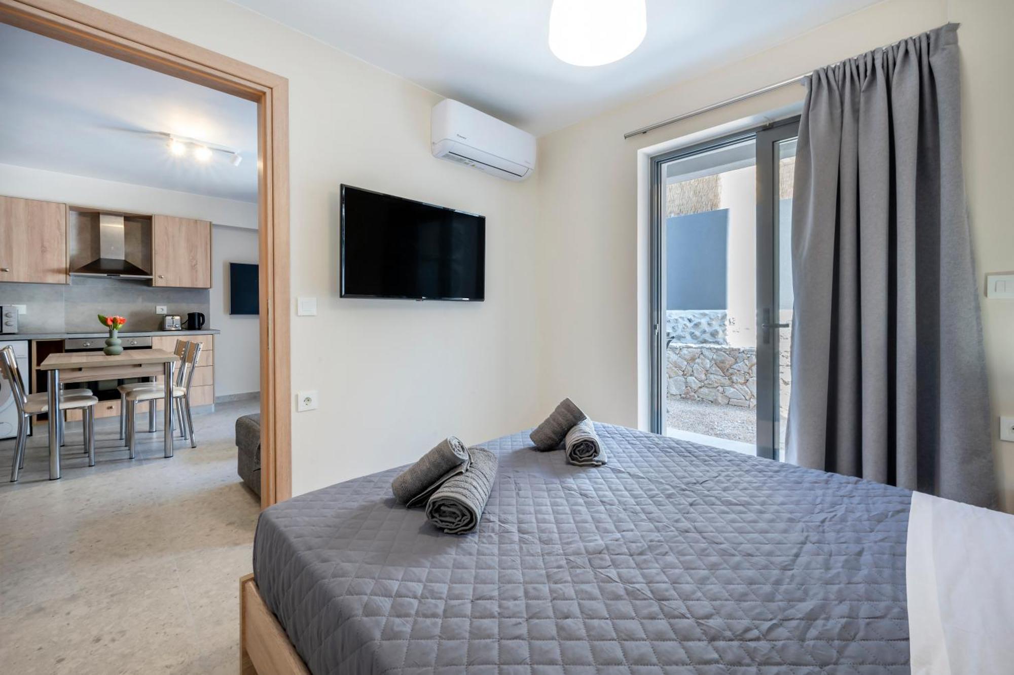 1 Bedroom Koshomes1 Apartment *